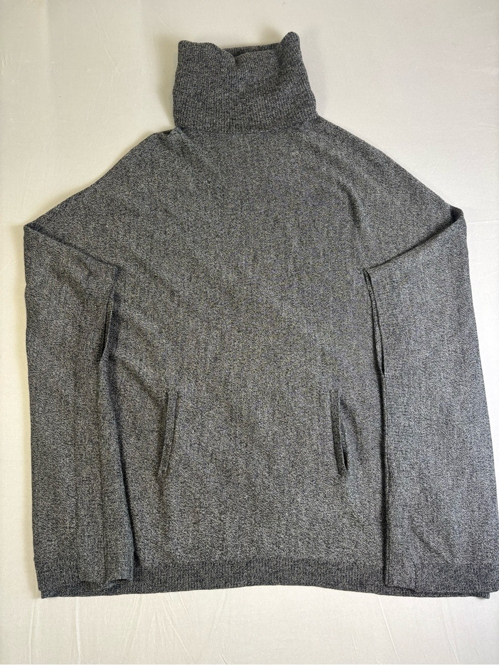 JOIE 100% Wool Turtleck Poncho Style Seeater Size Small in Gray